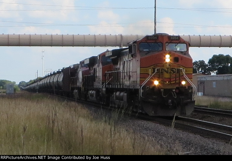 BNSF 5054 West